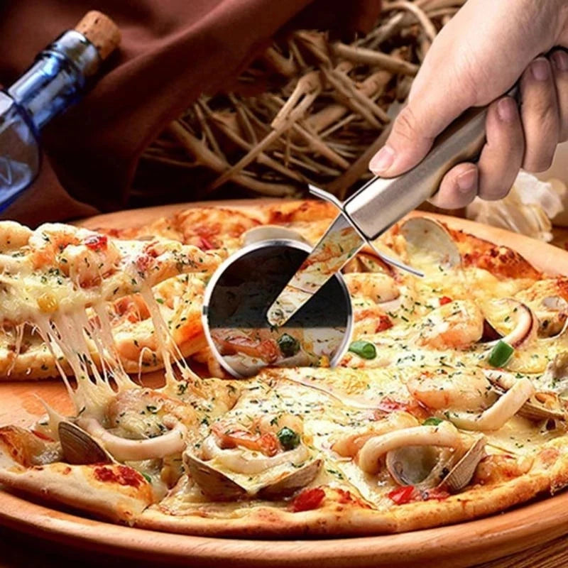 Stainless Steel Pizza Cutter Wheel – 6.5cm Diameter, Household Knife for Pizza, Cake, Waffles, and Cookies
